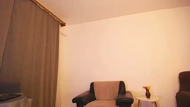 Snapshot of darkitten chatting on 30, 10, 2025 darkitten online show from 30, 10, 2025