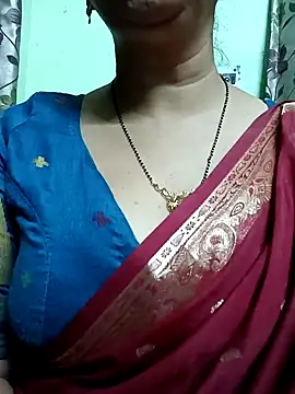 Snapshot of Rosy-B chatting on 20, 12, 2024 Rosy-B online show from 20, 12, 2024