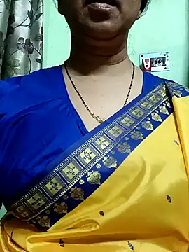 Snapshot of Rosy-B chatting on 22, 12, 2024 Rosy-B online show from 22, 12, 2024