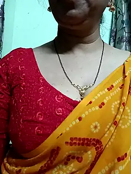 Snapshot of Rosy-B chatting on 23, 12, 2024 Rosy-B online show from 23, 12, 2024