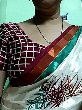 Snapshot of Rosy-B chatting on 31, 12, 2024 Rosy-B online show from 31, 12, 2024