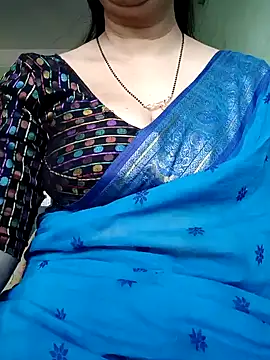 Snapshot of Rosy-B chatting on 6, 1, 2025 Rosy-B online show from 6, 1, 2025