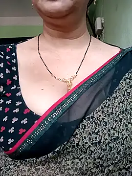 Snapshot of Rosy-B chatting on 9, 1, 2025 Rosy-B online show from 9, 1, 2025