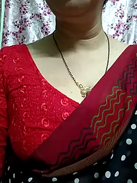 Snapshot of Rosy-B chatting on 10, 1, 2025 Rosy-B online show from 10, 1, 2025