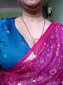 Snapshot of Rosy-B chatting on 11, 1, 2025 Rosy-B online show from 11, 1, 2025