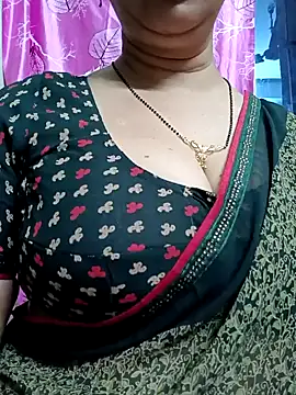 Snapshot of Rosy-B chatting on 16, 1, 2025 Rosy-B online show from 16, 1, 2025