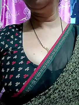 Snapshot of Rosy-B chatting on 18, 1, 2025 Rosy-B online show from 18, 1, 2025