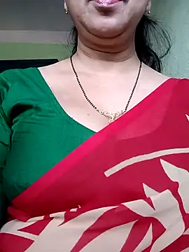 Snapshot of Rosy-B chatting on 22, 1, 2025 Rosy-B online show from 22, 1, 2025