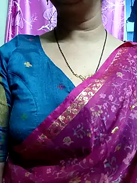 Snapshot of Rosy-B chatting on 27, 1, 2025 Rosy-B online show from 27, 1, 2025