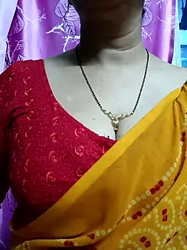 Snapshot of Rosy-B chatting on 28, 1, 2025 Rosy-B online show from 28, 1, 2025