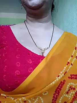 Snapshot of Rosy-B chatting on 7, 2, 2025 Rosy-B online show from 7, 2, 2025