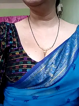 Snapshot of Rosy-B chatting on 21, 2, 2025 Rosy-B online show from 21, 2, 2025