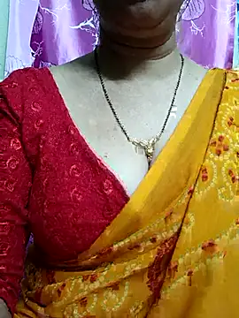 Snapshot of Rosy-B chatting on 21, 2, 2025 Rosy-B online show from 21, 2, 2025