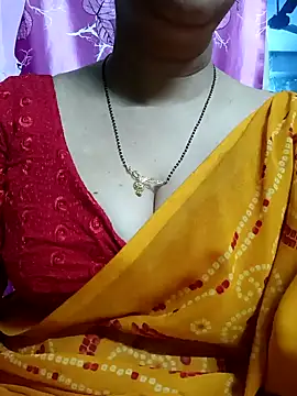 Snapshot of Rosy-B chatting on 22, 2, 2025 Rosy-B online show from 22, 2, 2025