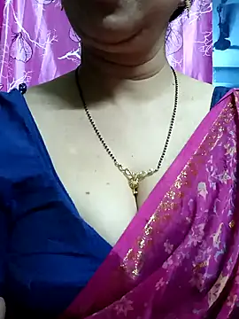 Snapshot of Rosy-B chatting on 26, 2, 2025 Rosy-B online show from 26, 2, 2025