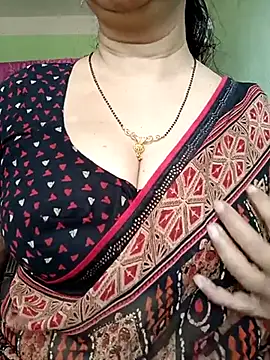 Snapshot of Rosy-B chatting on 3, 3, 2025 Rosy-B online show from 3, 3, 2025