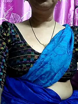 Snapshot of Rosy-B chatting on 7, 3, 2025 Rosy-B online show from 7, 3, 2025