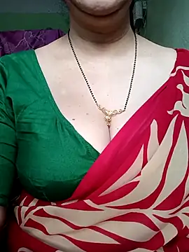 Snapshot of Rosy-B chatting on 13, 3, 2025 Rosy-B online show from 13, 3, 2025