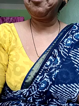 Snapshot of Rosy-B chatting on 22, 3, 2025 Rosy-B online show from 22, 3, 2025