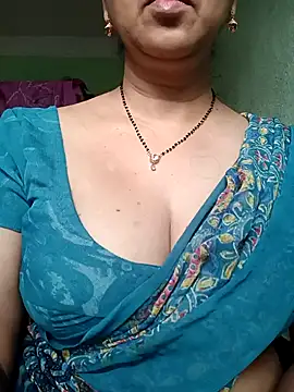 Snapshot of Rosy-B chatting on 27, 10, 2025 Rosy-B online show from 27, 10, 2025