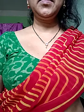 Snapshot of Rosy-B chatting on 29, 10, 2025 Rosy-B online show from 29, 10, 2025