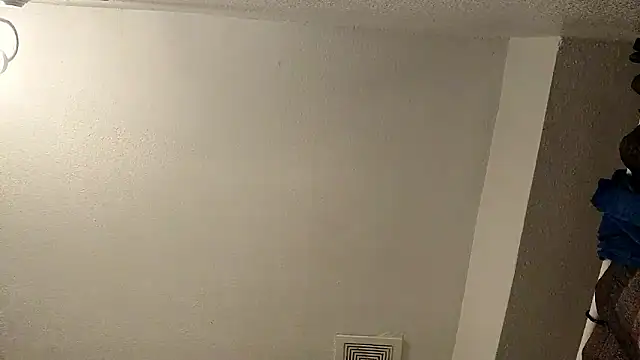 Snapshot of Clearlytothepoint420 chatting on 21, 10, 2025 Clearlytothepoint420 online show from 21, 10, 2025