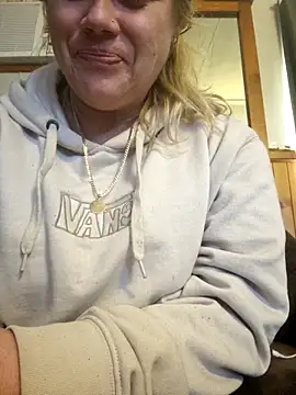 Off the Lesh online show from 18, 9, 2025