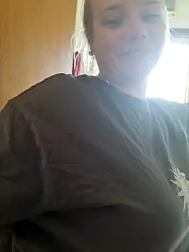 Off the Lesh online show from 20, 9, 2025