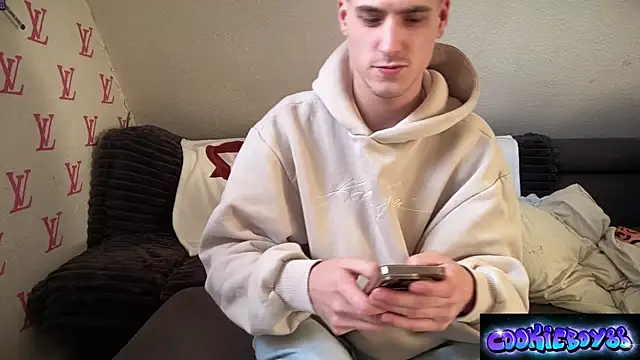 Snapshot of Cookieboy88 chatting on 5, 2, 2025 Cookieboy88 online show from 5, 2, 2025