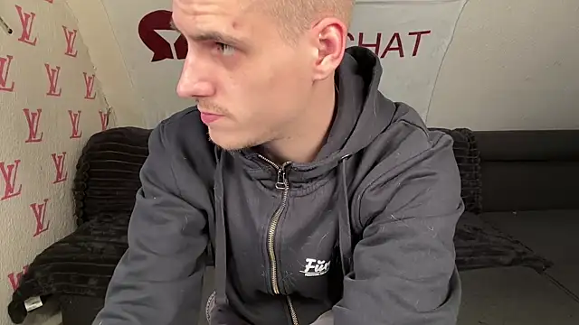 Snapshot of Cookieboy88 chatting on 13, 2, 2025 Cookieboy88 online show from 13, 2, 2025