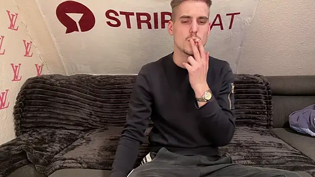 Snapshot of Cookieboy88 chatting on 20, 2, 2025 Cookieboy88 online show from 20, 2, 2025