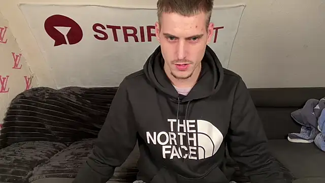 Snapshot of Cookieboy88 chatting on 5, 3, 2025 Cookieboy88 online show from 5, 3, 2025