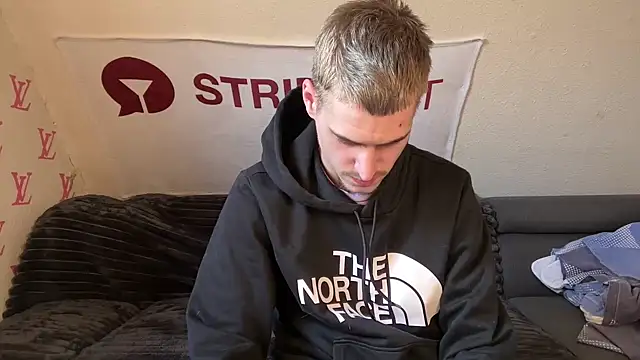 Snapshot of Cookieboy88 chatting on 6, 3, 2025 Cookieboy88 online show from 6, 3, 2025