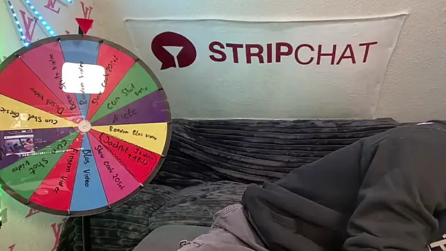 Snapshot of Cookieboy88 chatting on 7, 3, 2025 Cookieboy88 online show from 7, 3, 2025