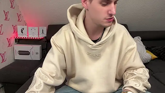 Snapshot of Cookieboy88 chatting on 18, 9, 2025 Cookieboy88 online show from 18, 9, 2025