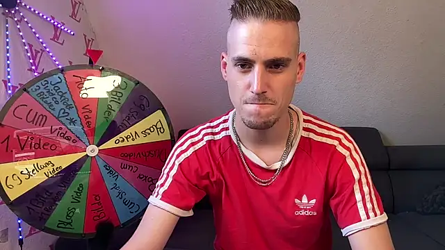 Snapshot of Cookieboy88 chatting on 19, 9, 2025 Cookieboy88 online show from 19, 9, 2025