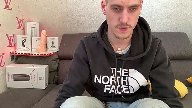 Snapshot of Cookieboy88 chatting on 1, 10, 2025 Cookieboy88 online show from 1, 10, 2025