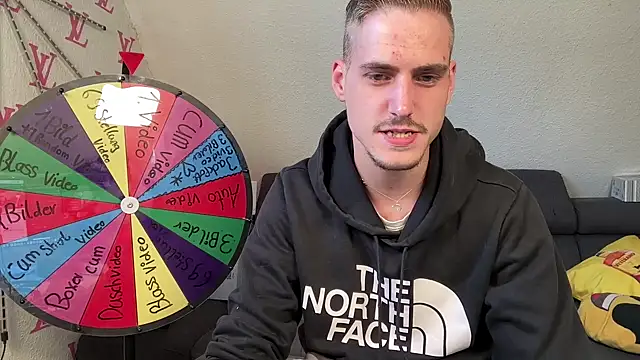 Snapshot of Cookieboy88 chatting on 2, 10, 2025 Cookieboy88 online show from 2, 10, 2025