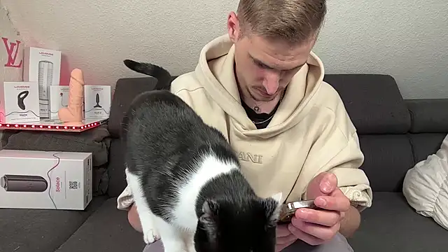 Snapshot of Cookieboy88 chatting on 6, 10, 2025 Cookieboy88 online show from 6, 10, 2025