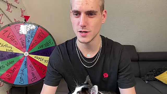 Snapshot of Cookieboy88 chatting on 16, 10, 2025 Cookieboy88 online show from 16, 10, 2025