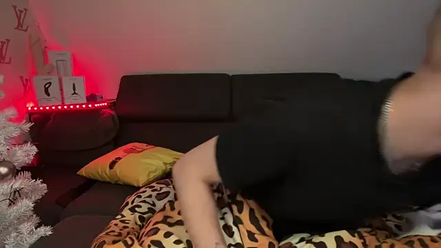 Snapshot of Cookieboy88 chatting on 12, 11, 2025 Cookieboy88 online show from 12, 11, 2025