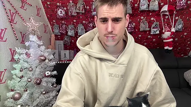 Snapshot of Cookieboy88 chatting on 2, 12, 2025 Cookieboy88 online show from 2, 12, 2025