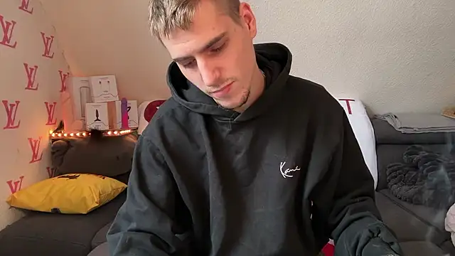 Snapshot of Cookieboy88 chatting on 9, 1, 2026 Cookieboy88 online show from 9, 1, 2026