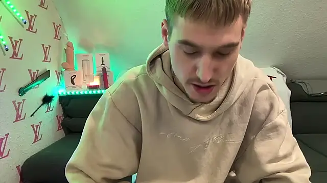 Snapshot of Cookieboy88 chatting on 19, 1, 2026 Cookieboy88 online show from 19, 1, 2026