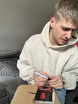 Snapshot of Cookieboy88 chatting on 24, 2, 2026 Cookieboy88 online show from 24, 2, 2026