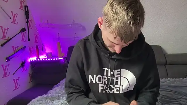 Cookieboy88 online show from 2, 4, 2026