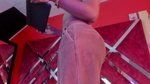 Scarlett Hot5 online show from 23, 9, 2025