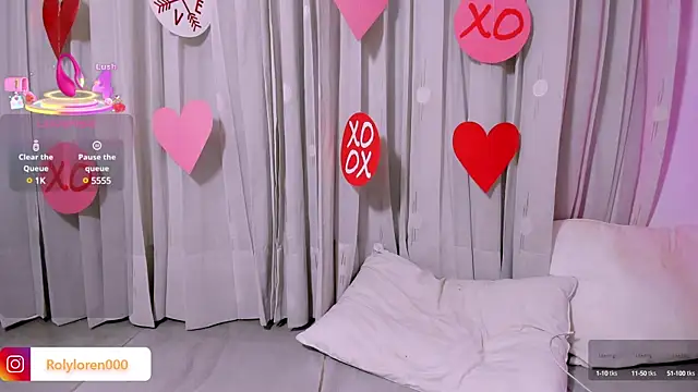 Snapshot of RolyLoren chatting on 21, 3, 2025 RolyLoren online show from 21, 3, 2025