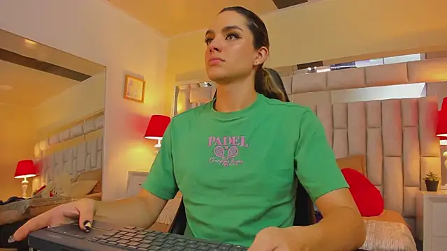 mariiahneedles online show from 2, 1, 2025