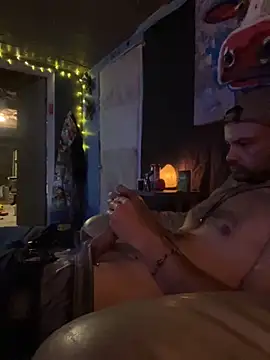 Snapshot of spundaddylive chatting on 31, 10, 2025 spundaddylive online show from 31, 10, 2025